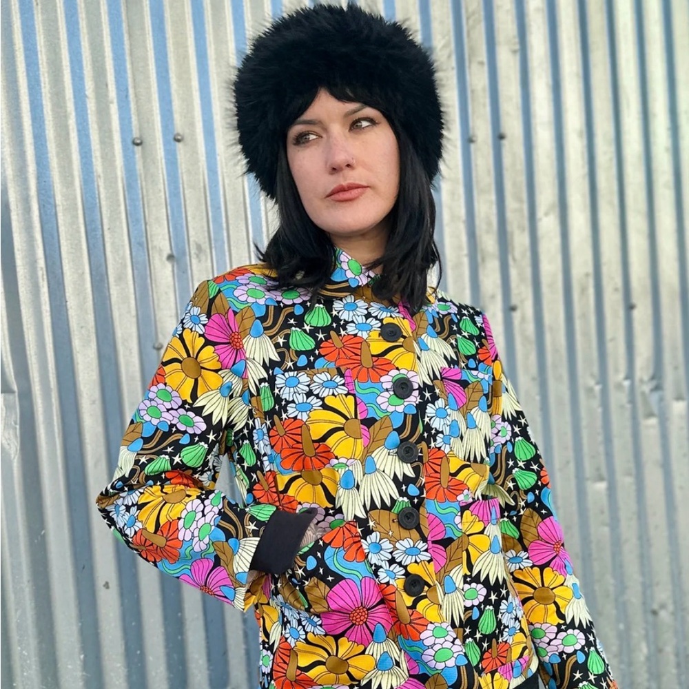 Nooworks Chore coat cosmic floral size small